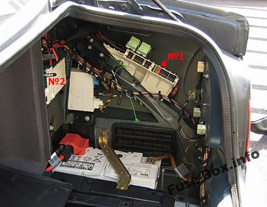 The location of the fuses in the trunk: BMW 5-Series (1996, 1997, 1998, 1999, 2000, 2001, 2002, 2003)