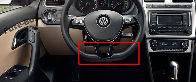 The location of the fuses in the passenger compartment: Volkswagen Polo (2009-2017)
