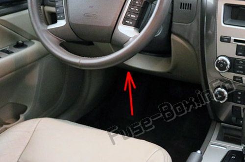 The location of the fuses in the passenger compartment: Ford Fusion (2011, 2012)