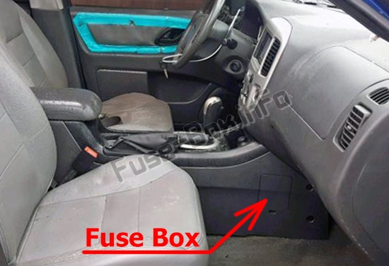 The location of the fuses in the passenger compartment: Ford Escape (2005-2007)