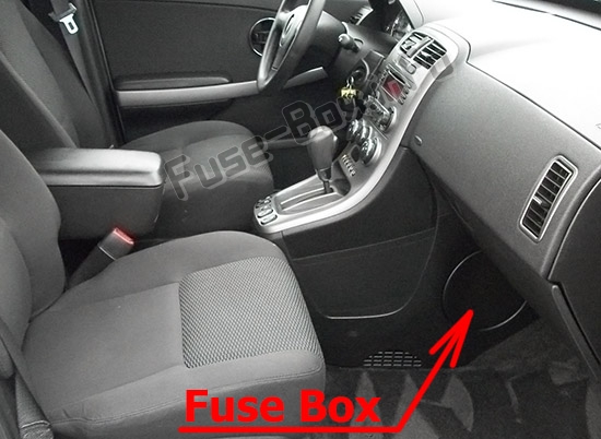 The location of the fuses in the passenger compartment: Pontiac Torrent (2005-2009)